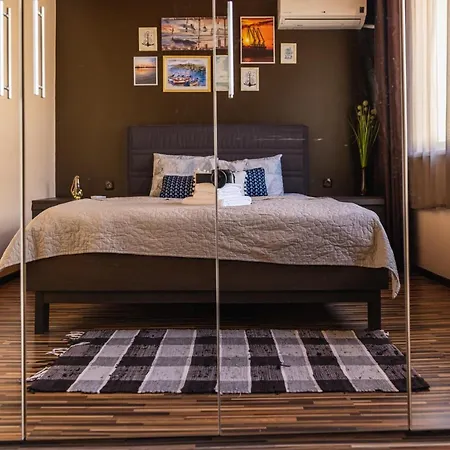 Lunapart Apartment Varna